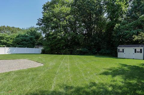 56 Stratton Rd, Matawan, NJ 07747 photo 23