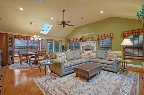 26 Lorelei Dr, Howell, NJ 07731 photo 10