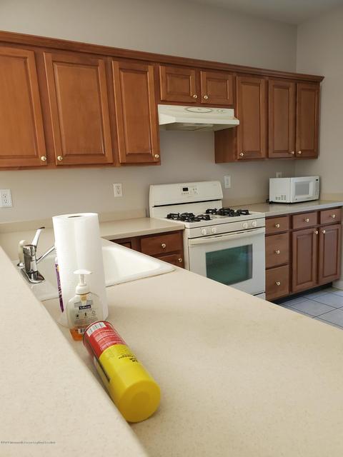 73 Marlow Dr, Jackson, NJ 08527 photo 5