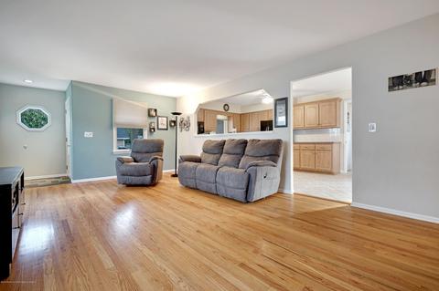 525 Azalea Dr, Brick, NJ 08724 photo 12