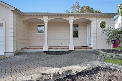 525 Azalea Dr, Brick, NJ 08724 photo 5