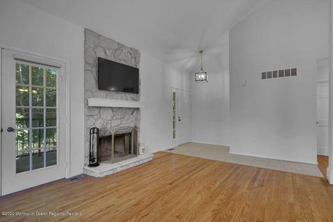 20 Maple Ln #B, Brielle, NJ 08730 photo 12