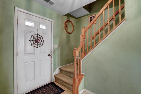 16 Eric Dr, Howell, NJ 07731 photo 13