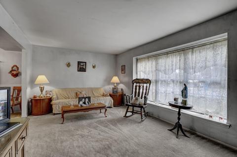 16 Eric Dr, Howell, NJ 07731 photo 5