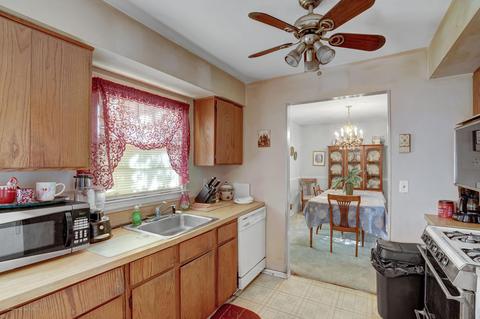 16 Eric Dr, Howell, NJ 07731 photo 18