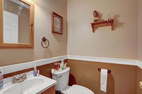 16 Eric Dr, Howell, NJ 07731 photo 12