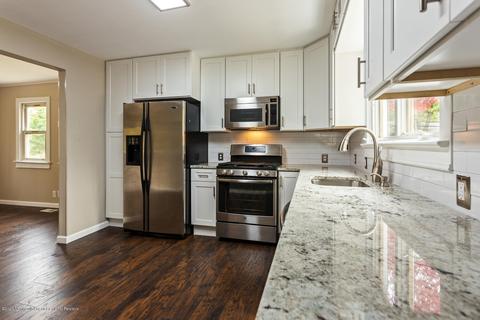 52 Middlesex Rd, Matawan, NJ 07747 photo 10
