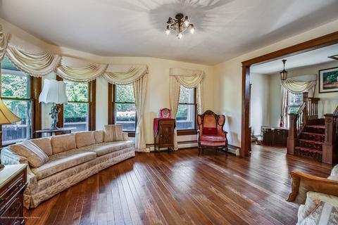 48 Main St, Helmetta, NJ 08828 photo 10
