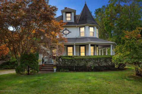 48 Main St, Helmetta, NJ 08828 photo 2