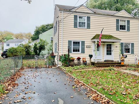 101 Macarthur Dr, Edison, NJ 08837 photo 2