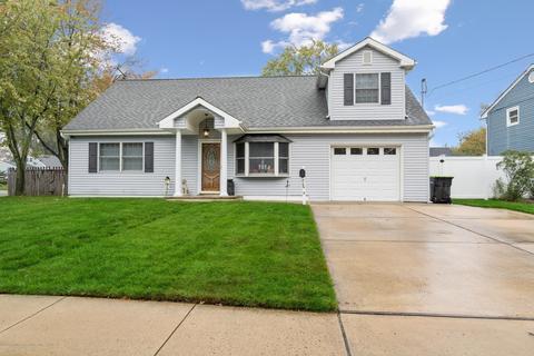 9 Appleton Dr, Hazlet, NJ 07730 photo 2