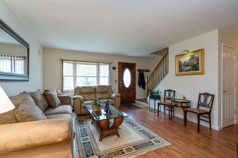 9 Appleton Dr, Hazlet, NJ 07730 photo 7