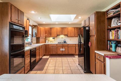 608 Peter Pl, Brick, NJ 08723 photo 9