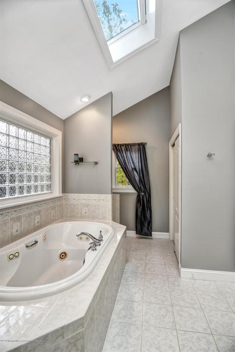 563 Constitution Dr, Jackson, NJ 08527 photo 36