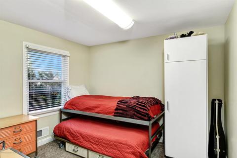563 Constitution Dr, Jackson, NJ 08527 photo 9