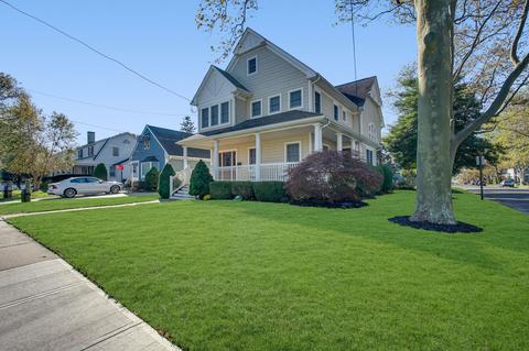 285 E Main St, Manasquan, NJ 08736 photo 2
