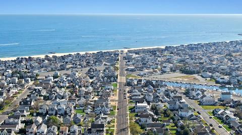 285 E Main St, Manasquan, NJ 08736 photo 68