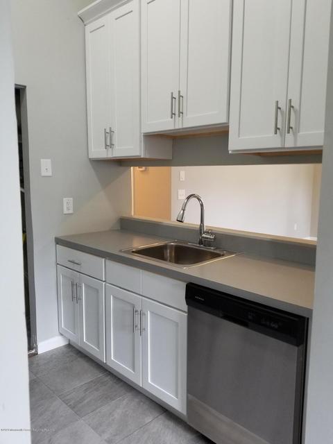 408 Geranium Ct, Jackson, NJ 08527 photo 5