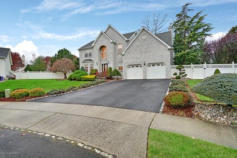 15 Katelyn Ct, Matawan, NJ 07747 photo 9