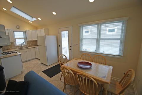 27 E Dune Way, Lavallette, NJ 08735 photo 4