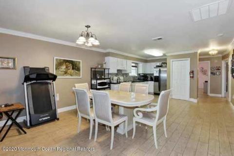 33 Bramble Ln, Matawan, NJ 07747 photo 8
