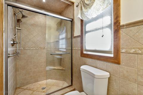 121 Main St, Helmetta, NJ 08828 photo 13