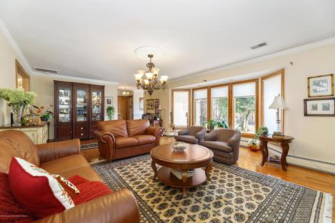 121 Main St, Helmetta, NJ 08828 photo 8