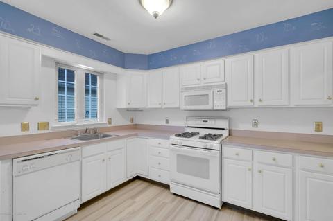 12 N Baker Dr, Jackson, NJ 08527 photo 11