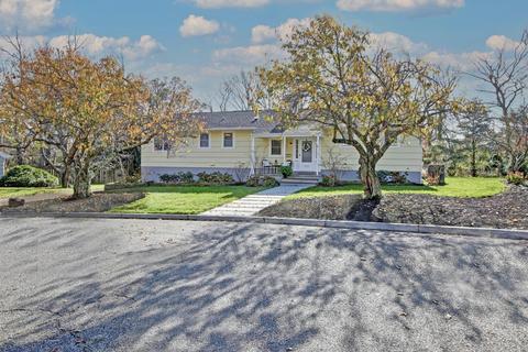 720 Howell Dr, Brielle, NJ 08730 photo 1