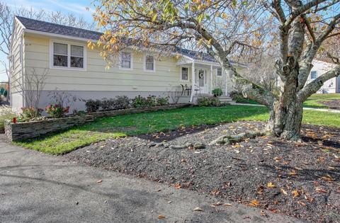 720 Howell Dr, Brielle, NJ 08730 photo 3