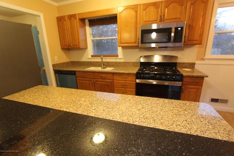90 Avis Dr, Brick, NJ 08724 photo 4