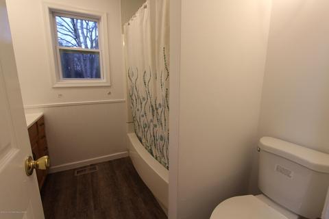 90 Avis Dr, Brick, NJ 08724 photo 10