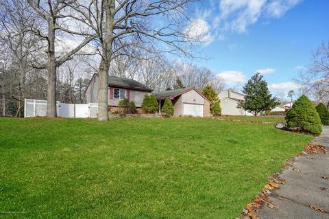 58 Buckingham Dr, Jackson, NJ 08527 photo 3