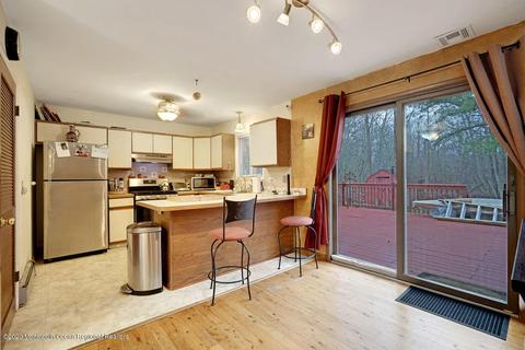 7 Beacon Dr, Waretown, NJ 08758 photo 12