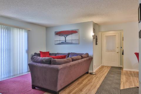 704 Violet Ln, Jackson, NJ 08527 photo 3