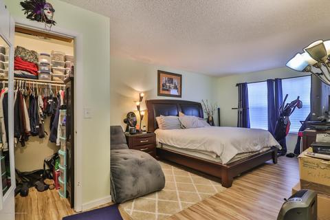 704 Violet Ln, Jackson, NJ 08527 photo 9