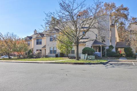 704 Violet Ln, Jackson, NJ 08527 photo 18