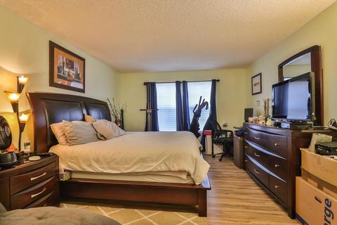 704 Violet Ln, Jackson, NJ 08527 photo 10