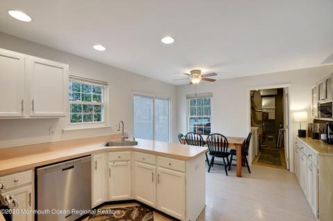 89 Red Maple Dr, Brick, NJ 08724 photo 20