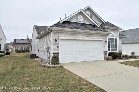 35 Pancoast Rd, Waretown, NJ 08758 photo 2