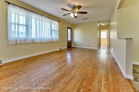 16 Mcguire St, Wrightstown, NJ 08562 photo 4