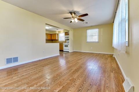 16 Mcguire St, Wrightstown, NJ 08562 photo 3