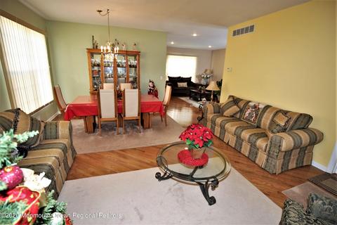 25 Byron Rd, Brick, NJ 08723 photo 9