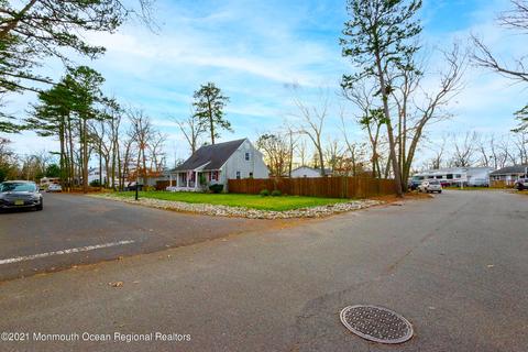 231 Williams St, Forked River, NJ 08731 photo 4