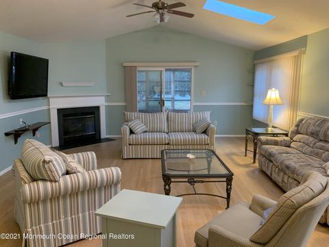 4 Springhill Dr, Brick, NJ 08724 photo 8