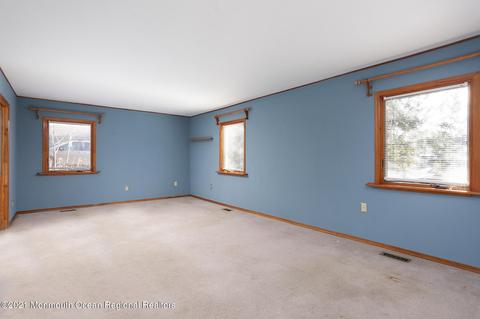 75 Lakeridge Dr, Matawan, NJ 07747 photo 16