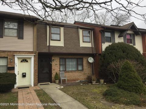 130 Miranda Ct, Brick, NJ 08724 photo 2