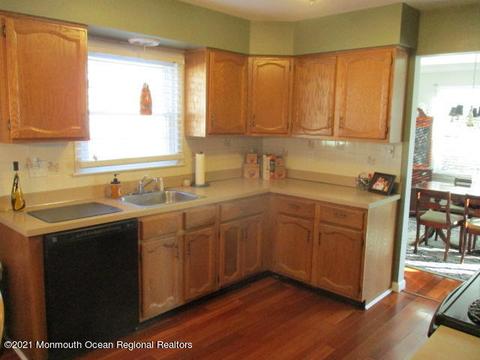 8 Thames Pl, Brick, NJ 08723 photo 13