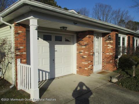 8 Thames Pl, Brick, NJ 08723 photo 2