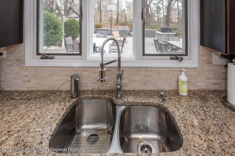 36 Mistletoe Dr, Matawan, NJ 07747 photo 27